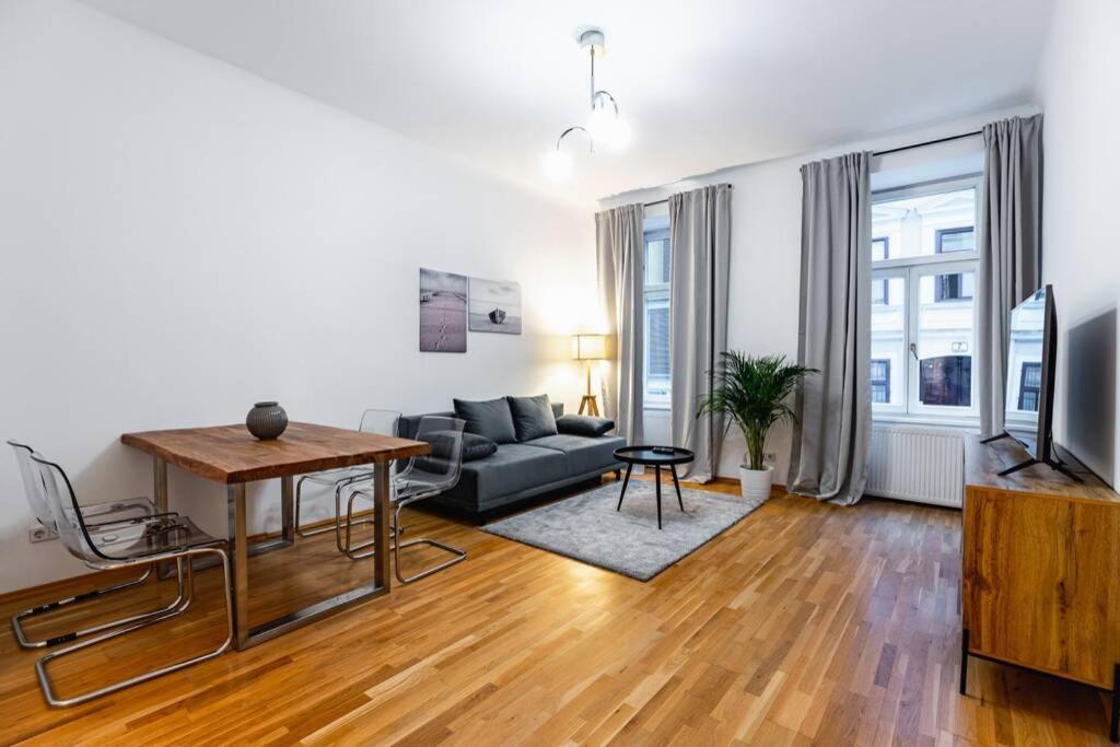 Spacious 3-Room Apt. 15 Min To The City Center Βιέννη Εξωτερικό φωτογραφία